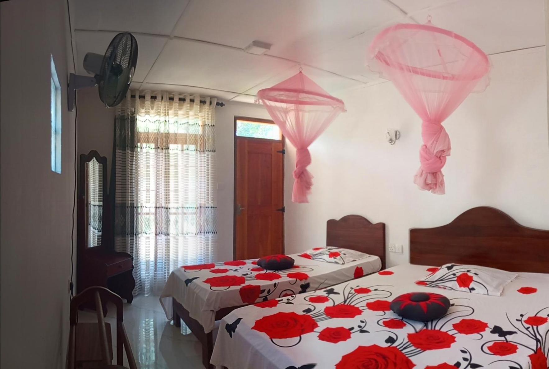 Pleasure Mount Homestay Ела Екстериор снимка